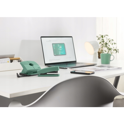 Zszywacz B2 ColorID 2 miętowy z pakietem startowym zszywek 24/6 020-1952 NOVUS