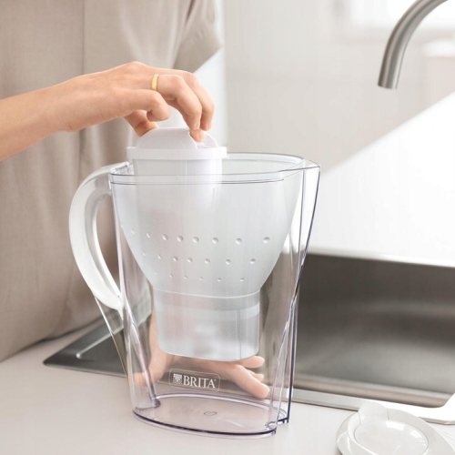Dzbanek filtrujący BRITA Marella biały 2,4l + 3szt filtr do wody Maxtra Pro Pure Performance