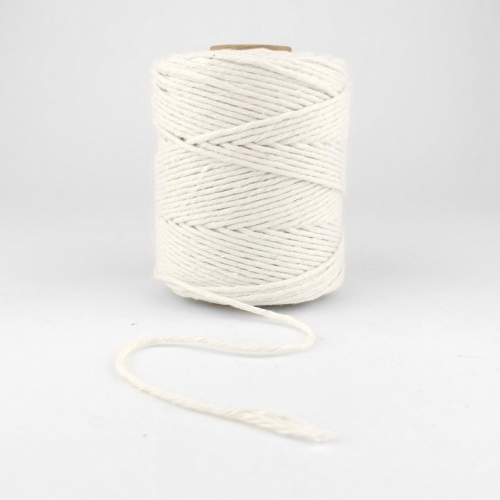 Sznurek bawełniany 1.8mm / 100m biały 111015 d.rect